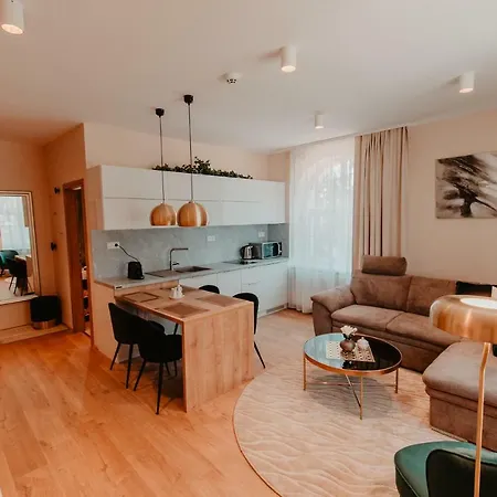 Garden דירה פופראד